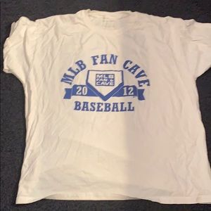 Mlb fan cave tee shirt size XL